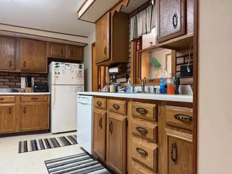Kitchen - 306 E Front St E, Fulda, MN 56131 photo 2 of 2