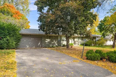 8930 N Minnehaha Cir, Saint Louis Park, MN 55426