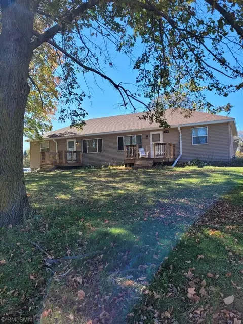 316 Cherry Ave N, Braham, MN 55006
