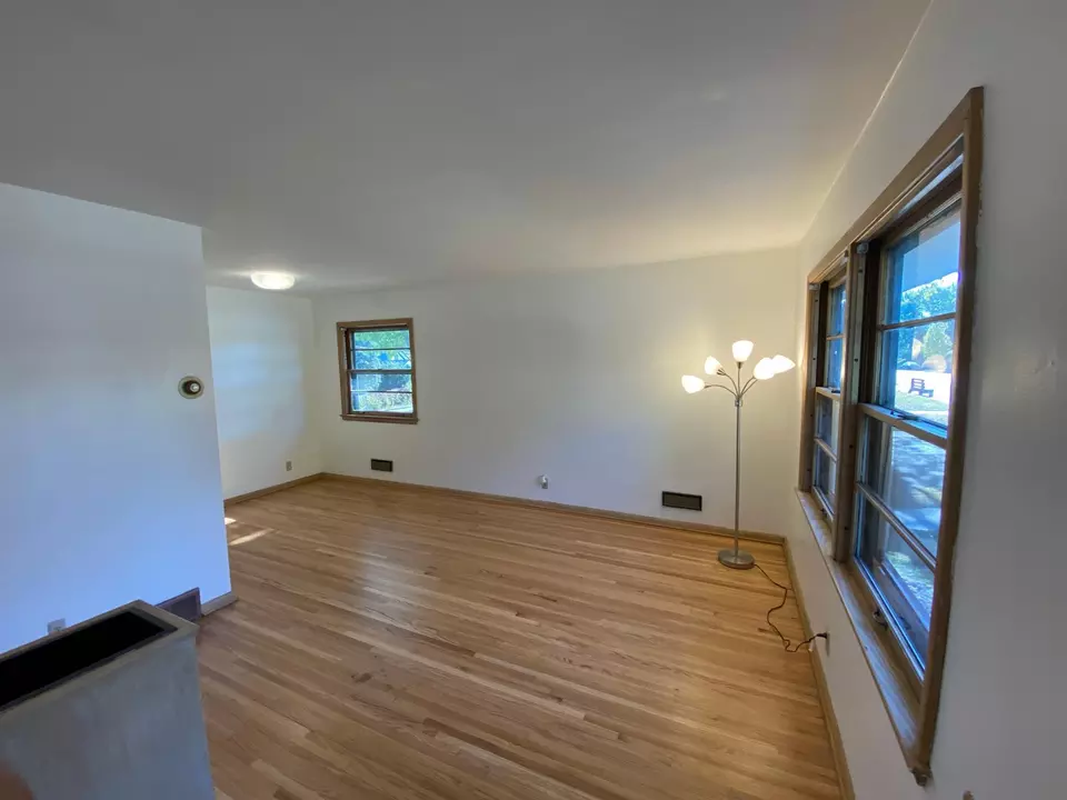 Living - 4449 Bloomington Ave S, Minneapolis, MN 55407 photo 3 of 10