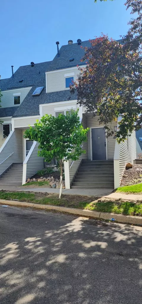 1814 New York Ave N, Minneapolis, MN 55411