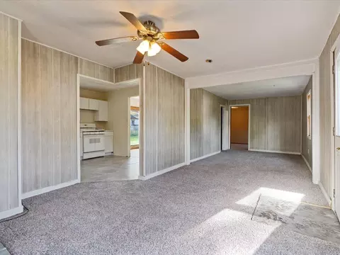 Living - 924 6th Ave NE, Brainerd, MN 56401 photo 3 of 3