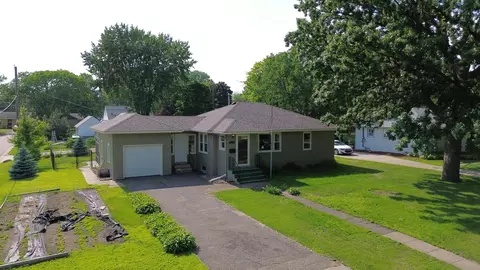 5601 Colfax Ave N, Brooklyn Center, MN 55430