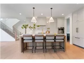 Kitchen - 25480 Smithtown Rd, Excelsior, MN 55331 photo 2 of 3