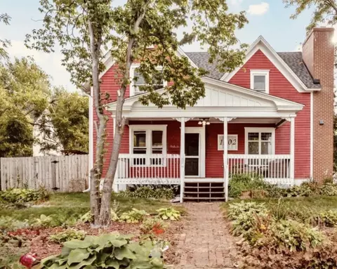 1302 2nd St, Hudson, WI 54016