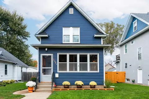 1039 Wilson Ave, Saint Paul, MN 55106