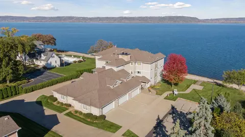 200 E Michigan St #5, Lake City, MN 55041