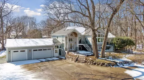 4109 N Shore Dr, Mound, MN 55364