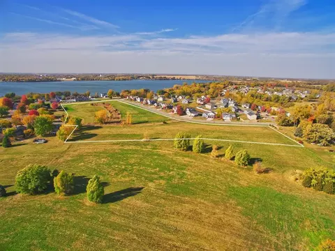 5 Nnn Ingram Ave SW, Howard Lake, MN 55349