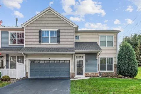 1952 Commonwealth Blvd #4, Chanhassen, MN 55317