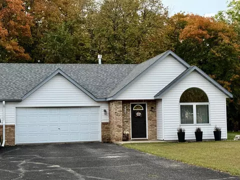 324 Shorewood Cir, Detroit Lakes, MN 56501