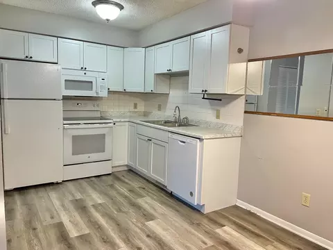 4425 Cinnamon Ridge Cir, Eagan, MN 55122