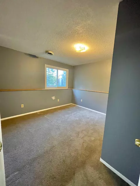 Bedroom - 4425 Cinnamon Ridge Cir, Eagan, MN 55122 photo 4 of 5