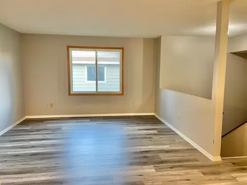 Living - 4425 Cinnamon Ridge Cir, Eagan, MN 55122 photo 1 of 2
