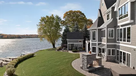 Exterior - 525 Smithtown Ct, Excelsior, MN 55331 photo 28 of 29