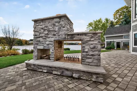 Exterior - 525 Smithtown Ct, Excelsior, MN 55331 photo 17 of 29