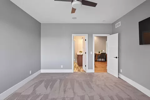 Bedroom - 525 Smithtown Ct, Excelsior, MN 55331 photo 6 of 13
