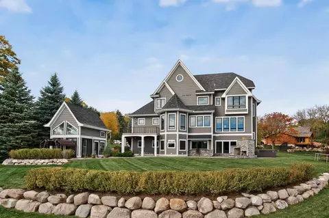 Exterior - 525 Smithtown Ct, Excelsior, MN 55331 photo 22 of 29