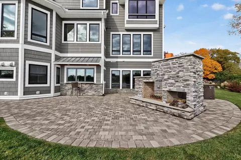 Exterior - 525 Smithtown Ct, Excelsior, MN 55331 photo 19 of 29