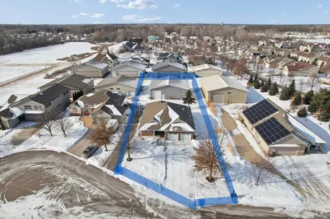 7785 Clydesdale Cir, Circle Pines, MN 55014