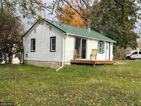 307 S 4th St, Luck, WI 54853
