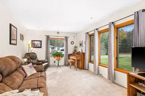 Living - 54 Helberg Rd, Esko, MN 55733 photo 1 of 2
