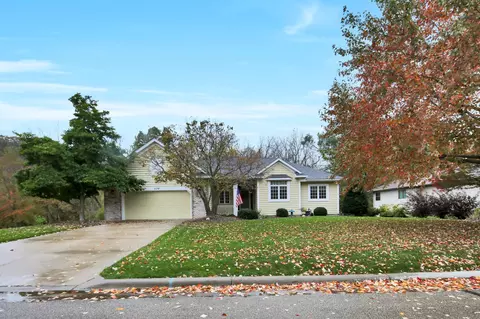 1134 Valley View Rd, Lake City, MN 55041