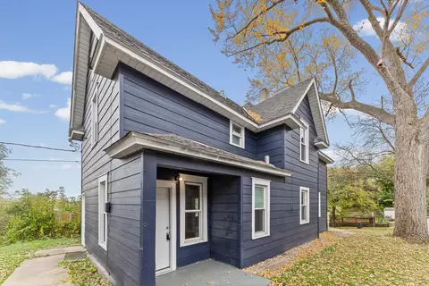 137 Cayuga St, Saint Paul, MN 55117