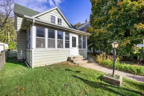 1231 Thomas Ave, Saint Paul, MN 55104