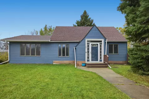 125 4th Ave SE, Mayville, ND 58257