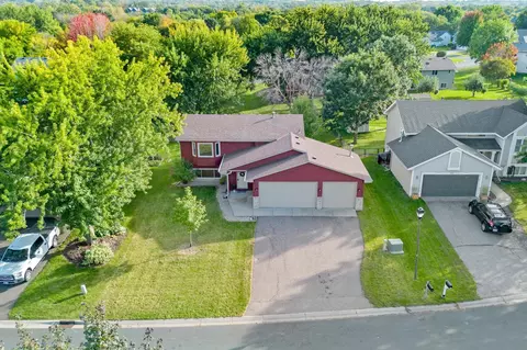 4889 Spruce Ln, Savage, MN 55378