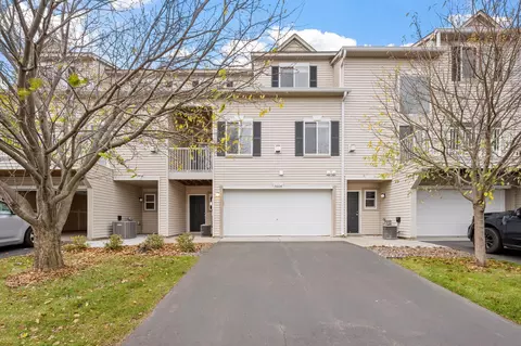 3664 Abercrombie Ln, Stillwater, MN 55082