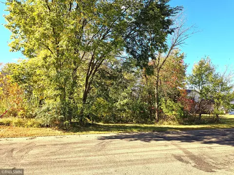 800 Morrison Ave, Annandale, MN 55302
