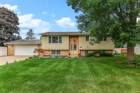 1498 Hillside St, Hastings, MN 55033