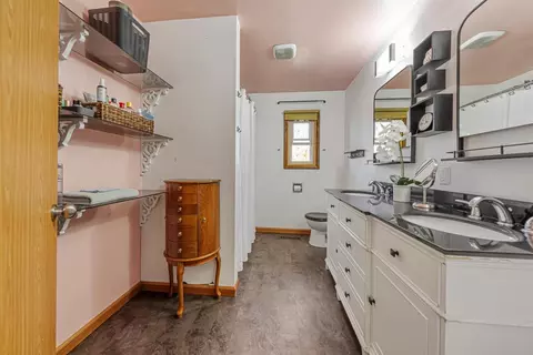 1614 Rondarwal Ln, Faribault, MN 55021 photo 21