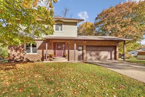 1614 Rondarwal Ln, Faribault, MN 55021 photo 2