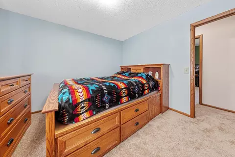 1614 Rondarwal Ln, Faribault, MN 55021 photo 24