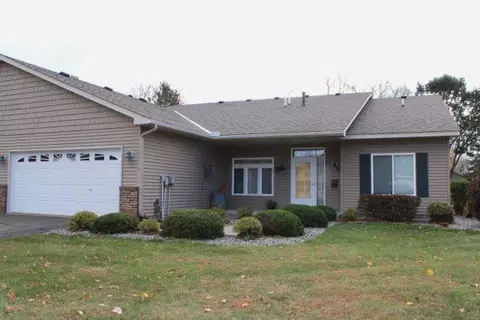 617 4th St NW #2, Aitkin, MN 56431