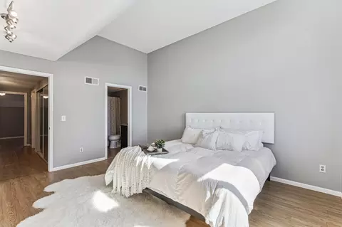 4 Shoreline Pl, Spring Park, MN 55384 photo 7