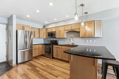 4 Shoreline Pl, Spring Park, MN 55384 photo 5
