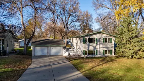 614 W Channing Ave, Fergus Falls, MN 56537