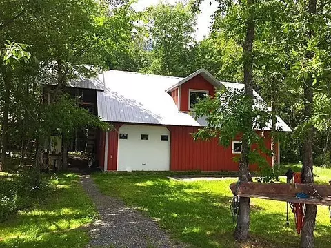 1915 Lynx Is, International Falls, MN 56649