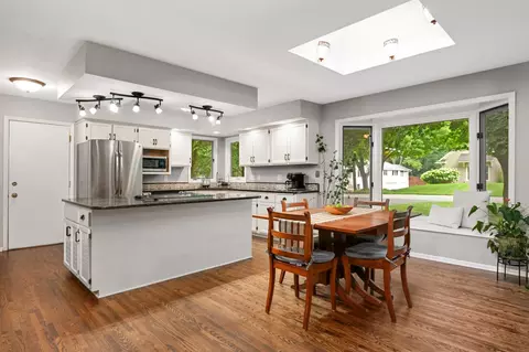 Kitchen - 19635 Hillside St, Deephaven, MN 55331 photo 7 of 7