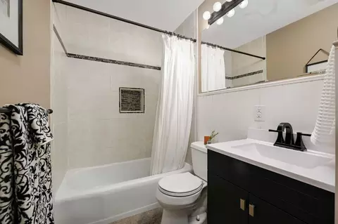 Bath - 19635 Hillside St, Deephaven, MN 55331 photo 1 of 2