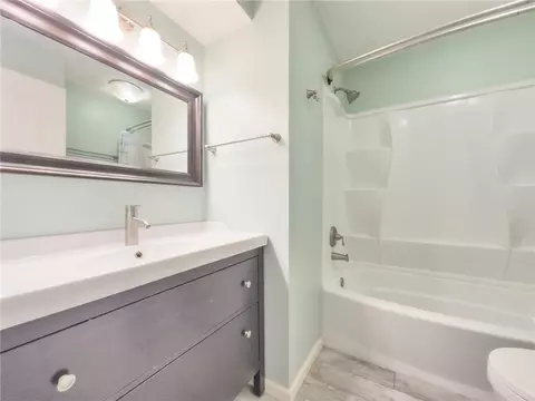 1051 Northview Park Rd, Eagan, MN 55123 photo 23
