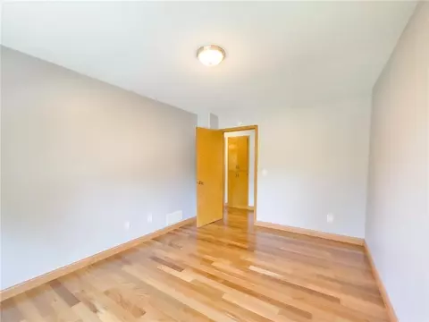 1051 Northview Park Rd, Eagan, MN 55123 photo 25
