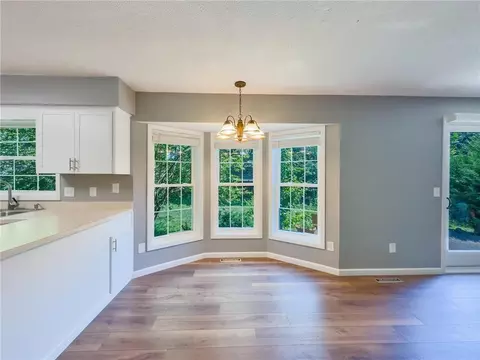 1051 Northview Park Rd, Eagan, MN 55123 photo 13