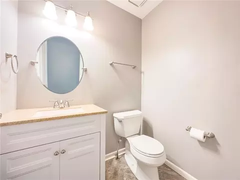 1051 Northview Park Rd, Eagan, MN 55123 photo 6
