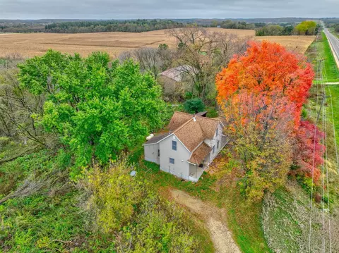 w5820 Wisconsin 29, River Falls, WI 54022