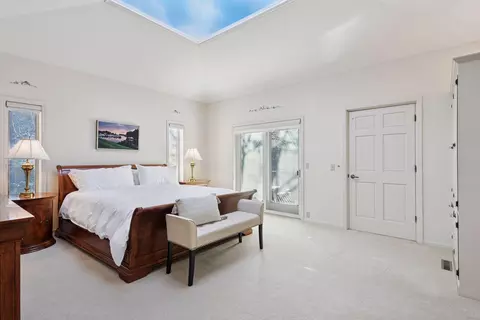 Bedroom - 4610 Bayswater Rd, Shorewood, MN 55331 photo 1 of 3